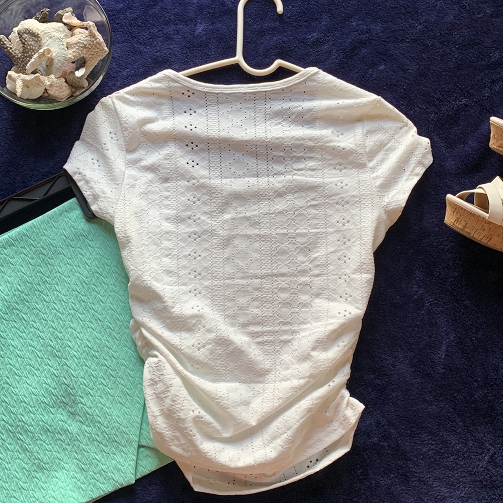 NWOT SHEIN White Top - Picture 2 of 4